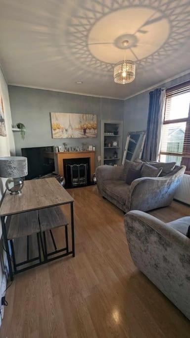 Lovely 2 Bedroom Apartment In Heart Of Dundee Luaran gambar